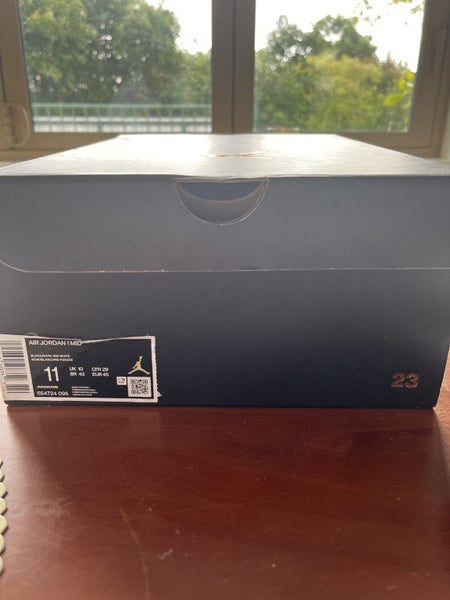 Jordan 1 court purple Carousel 5