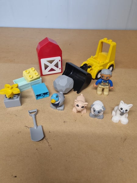 Lego Duplo Farm Animals and Digger Carousel 1