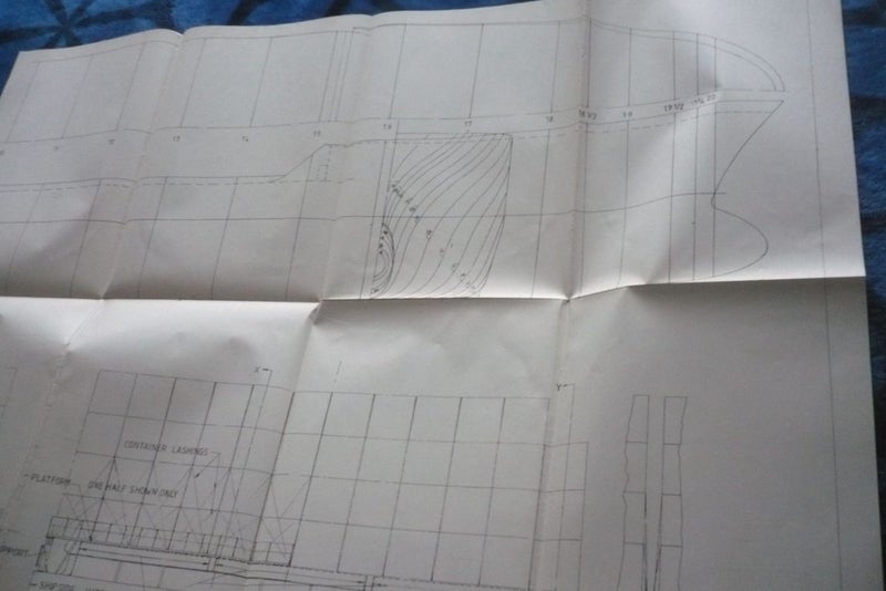 2 X "Marine Modelling" mags c/w plans for container ship Carousel 7