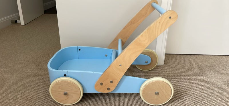 Moose Baby Walker in Powder Blue Carousel 4