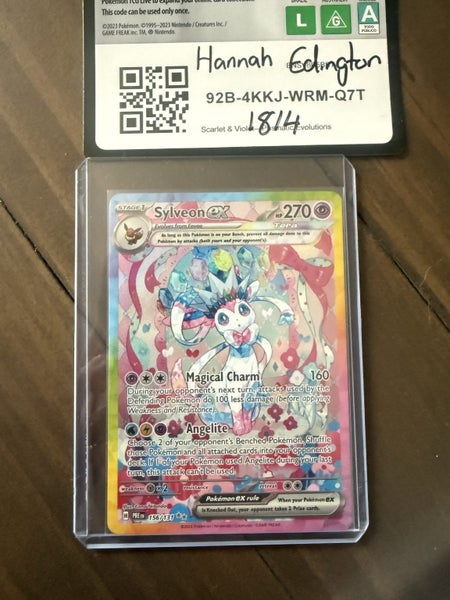 Sylveon ex prismatic Carousel 1