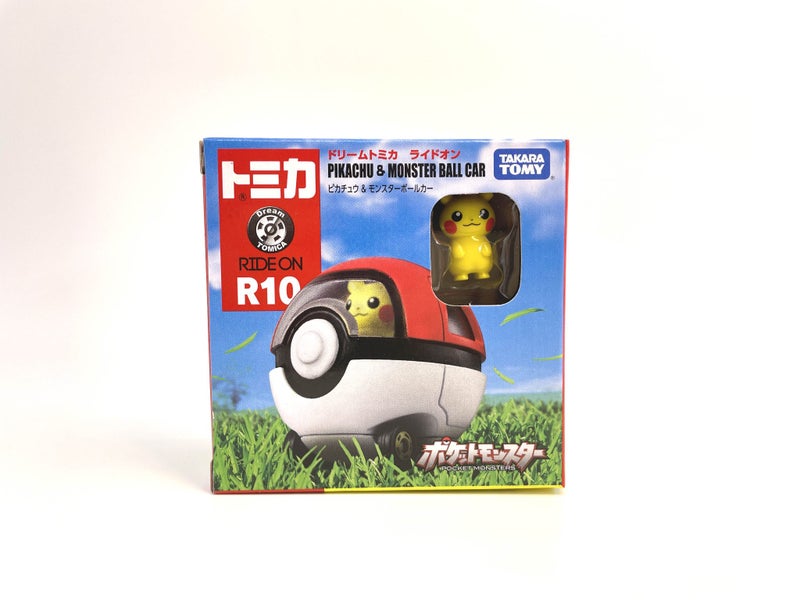 Tomica Ride-On R10 Pokemon Ball vehicle with Pikachu Carousel 1
