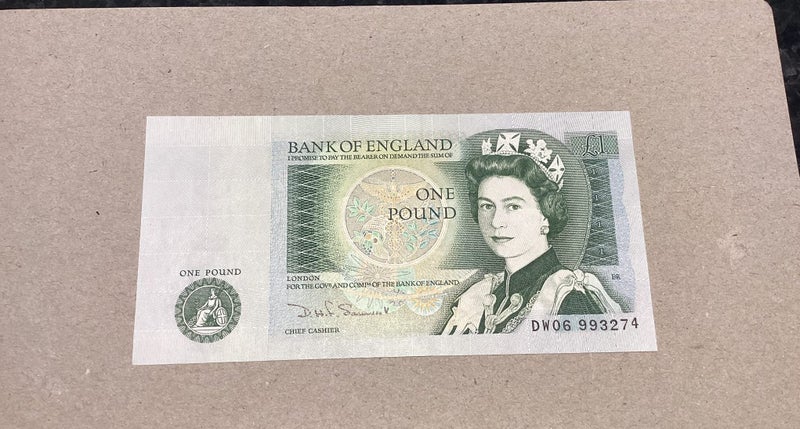One Pound Carousel 1