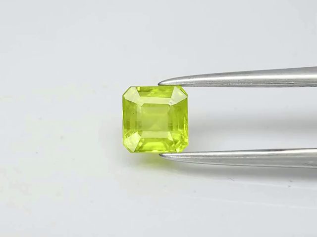 $1 RES * Buy Now $1,399.00 * 0.88ct Octagon Green SI1 SAPPHIRE Loose Carousel 2