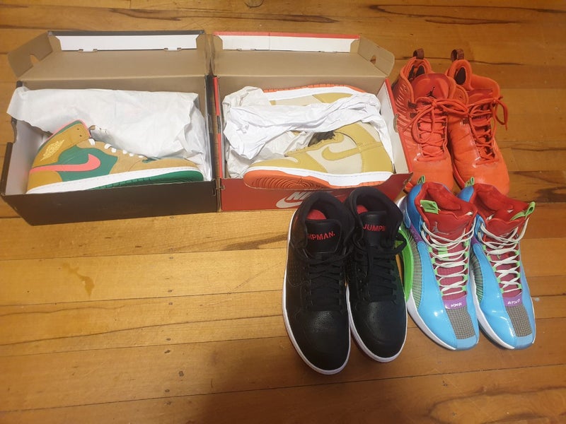 Air Jordans Bulk Collection Carousel 1