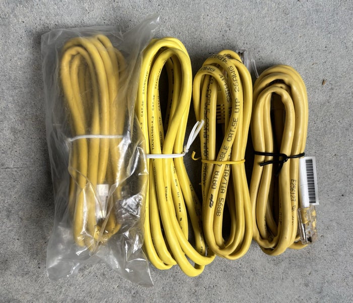 4 x 1.5m Cat.5e Ethernet Cables Carousel 1
