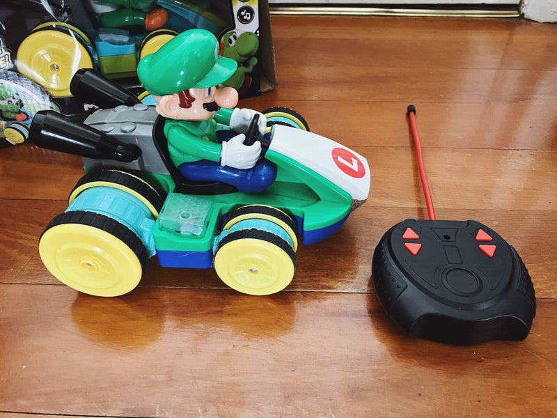 Luigi + Yoshi • Remote Control Cars Carousel 7