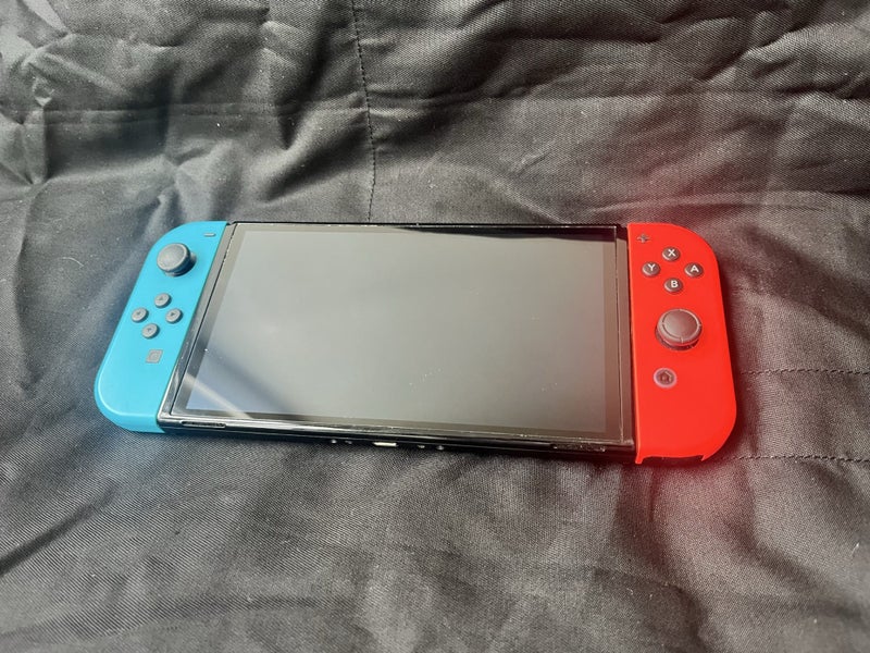 Nintendo Switch OLED Bundle Carousel 2