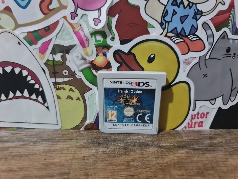 NINTENDO 3DS MONSTER HUNTER 4 ULTIMATE Carousel 2