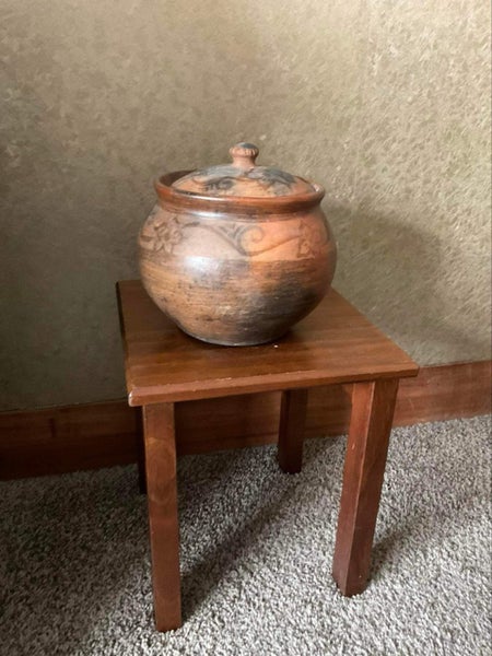Pottery Carousel 1