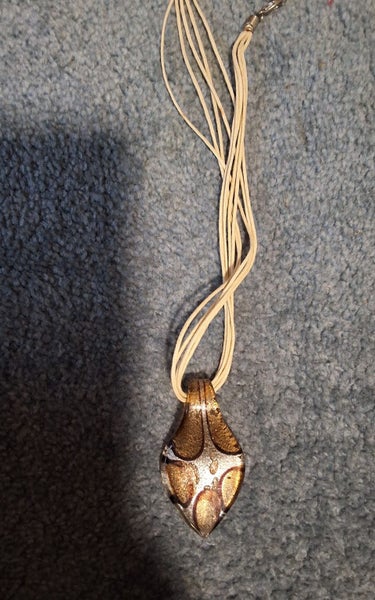 2X NECKLACES, 1X SILVER CHAIN WITH BIRD NECKLACE,1X GLASS PENDANT NECKLACE Carousel 2