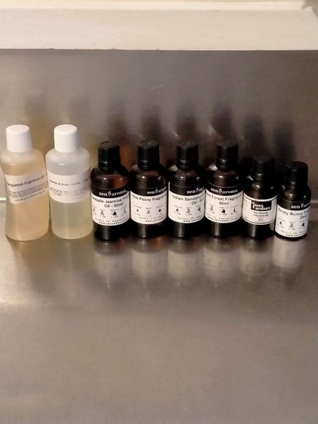 ASSORTED SOAP/CANDLE MAKING FRAGRANCE OILS Carousel 1
