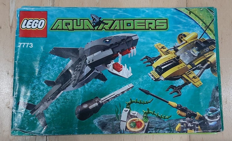 LEGO 7773 AQUA RAIDERS TIGER SHARK ATTACK Carousel 2