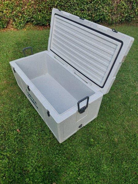 Chilly bin waeco 111L Carousel 2
