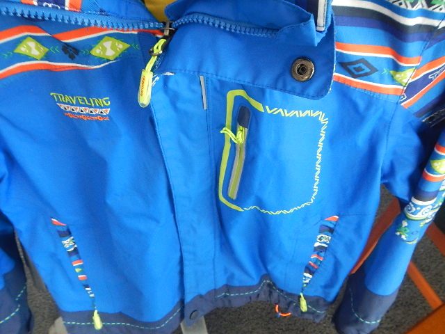 a jacket for child Carousel 2