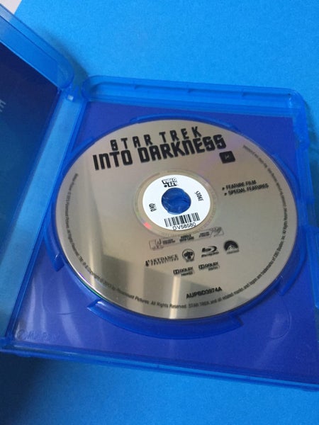 Star Trek Into Darkness (Blu-Ray) Carousel 3