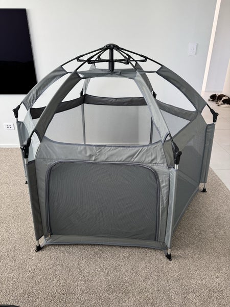 Baby / Toddler Play Pen Carousel 1