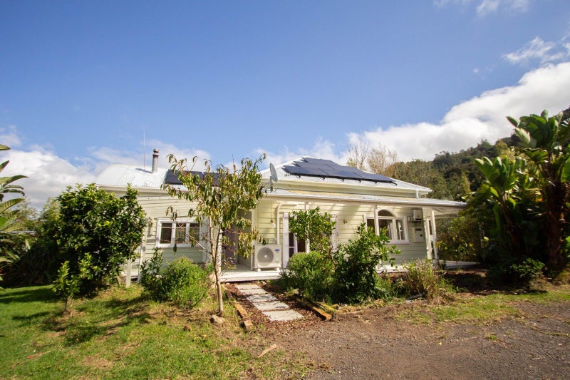 Image 1 of 32