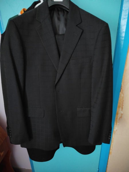 Mens suit Carousel 1