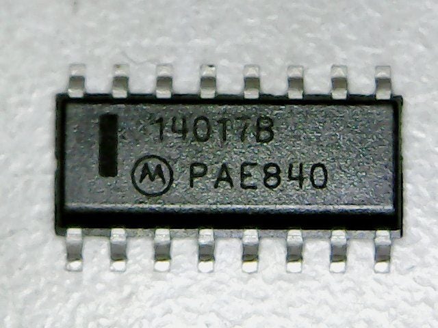 MC14017B Decade Counter Carousel 1