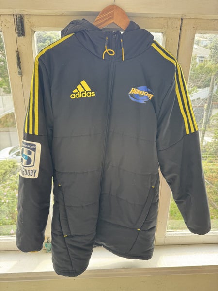 Hurricanes jacket Carousel 1