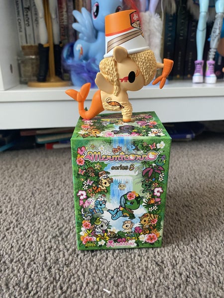 SUPER CUTE Tokidoki Mermicorno, Series 8: Shrimpie (Bucket) figure! Carousel 15