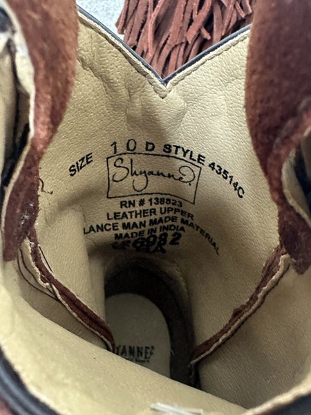 Cowgirl Boots - Girls Size 10 D Shyanne Boots NEVER WORN, from Boot Barn USA Carousel 11