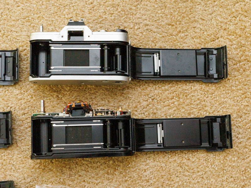6x Canon AE-1 & AE-1 Program film camera bodies - for parts/repair Carousel 6