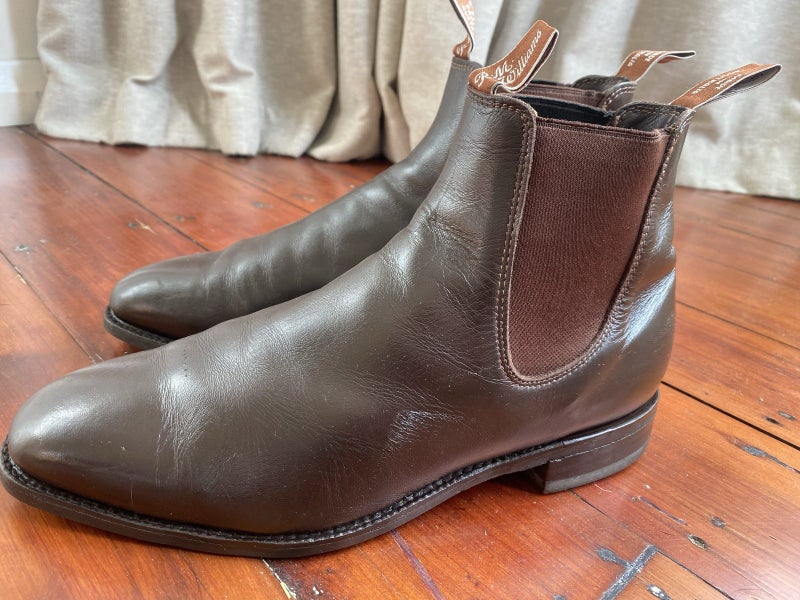 RM Williams Craftsman chestnut Carousel 6
