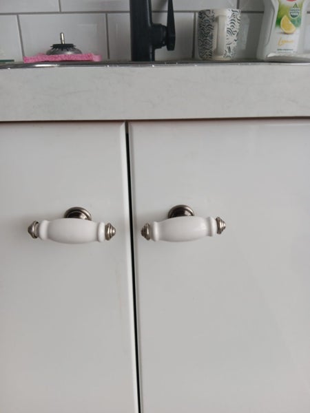 Kitchen cupboard handles Carousel 2