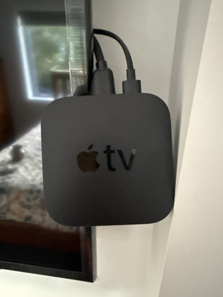 Apple TV 4K with remote Carousel 1