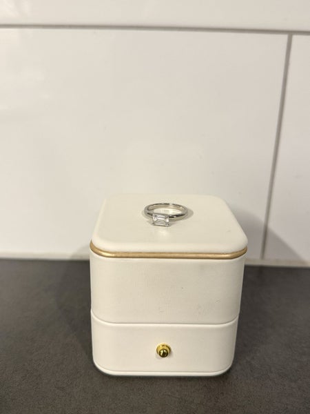 1ct Emerald Cut Solitaire Ring Carousel 1