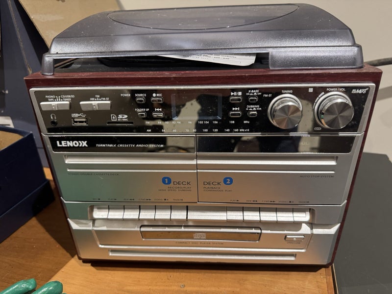 Retro Record Player & Speakers Carousel 1