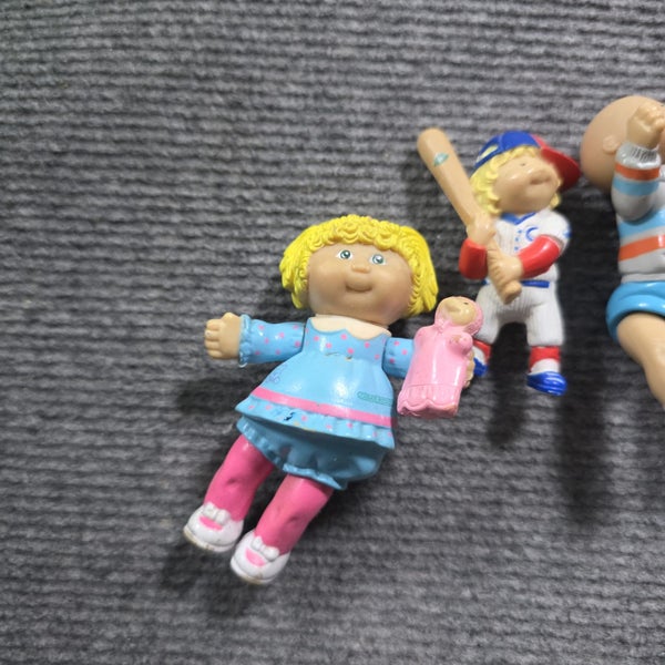 Vintage 1980's Cabbage Patch Doll Figure Lot Carousel 2