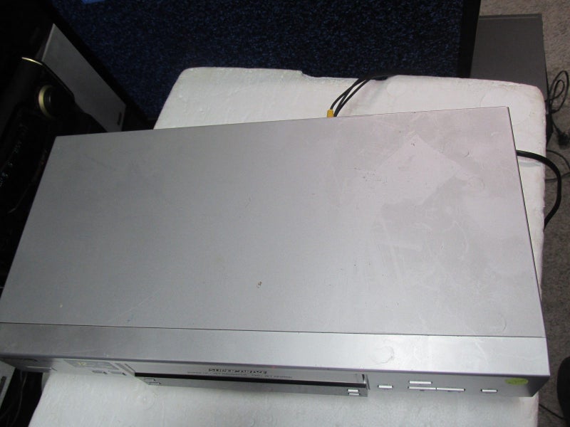 Panasonic NV-HV61 HI-FI Stereo VHS Tape Recorder Carousel 2