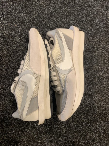 Sacai x Nike LDWaffle 'Summit White' Carousel 1