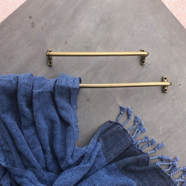 Hepburn Henley Rail - Available in Various Finishes and Sizes Carousel 2