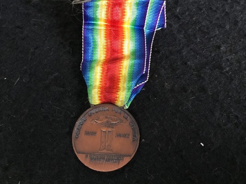 WW1 Italian Victory medal Carousel 2