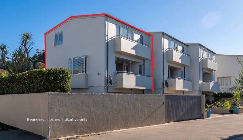 Image 1 of 20