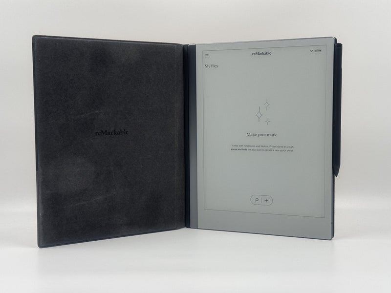 Remarkable 2 Tablet with genuine folio and Pen Carousel 1