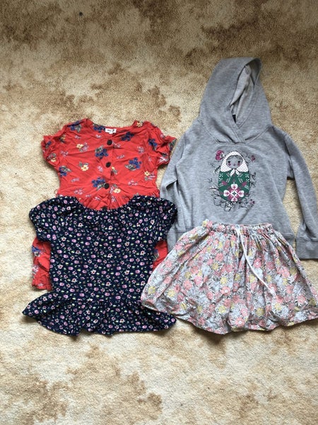 Girls’ Clothing Bundle, size 6/7 Carousel 1