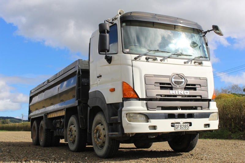 2008 Hino 700 8 Wheeler Tipper Truck62868836461826111