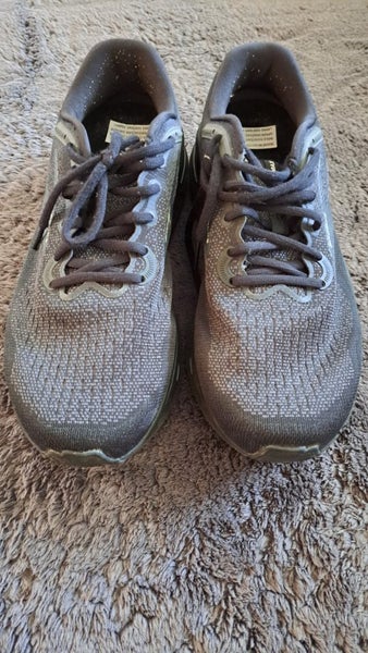 Brooks wide Fitting Shoes. Carousel 2