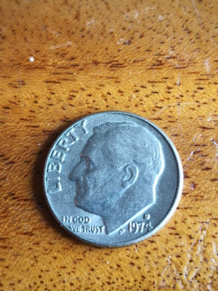 USA quarter 1964 and Dime 1974 W on the edge lot $1 reserve Carousel 1