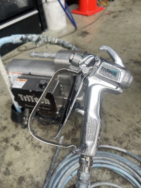 Tritech airless sprayer Carousel 1