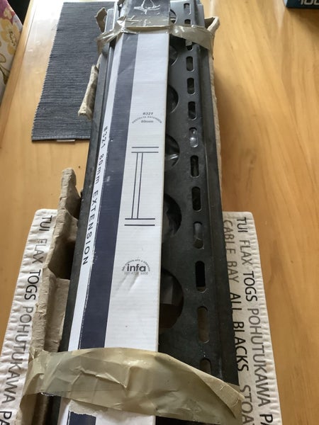 TV wall mount bracket Carousel 1