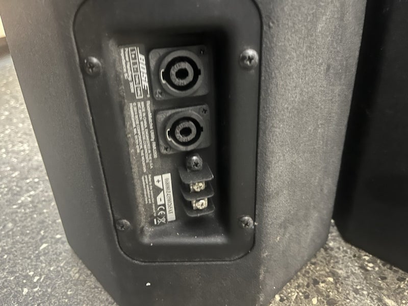 ***Bose Pro RoomMatch Utility RMU208**** Carousel 3