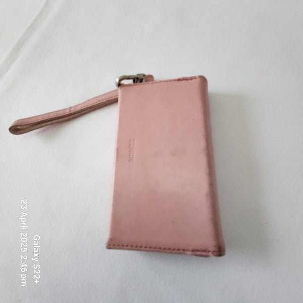 iPod Touch A1318 Carousel 2