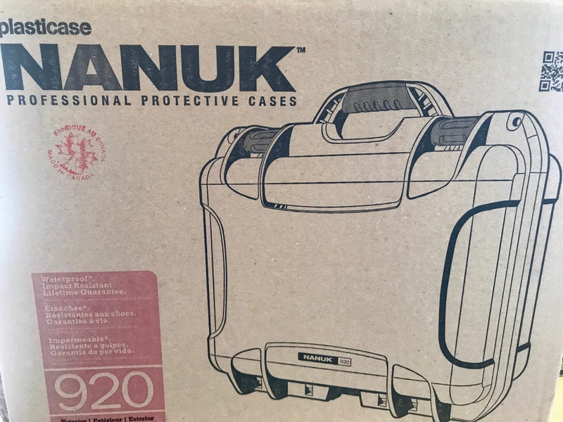 Nanuk 920 plastic case Carousel 1