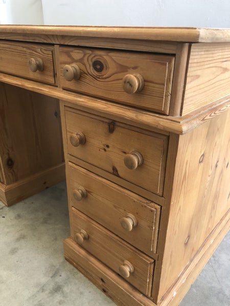 English pine twin pedestal desk Carousel 2